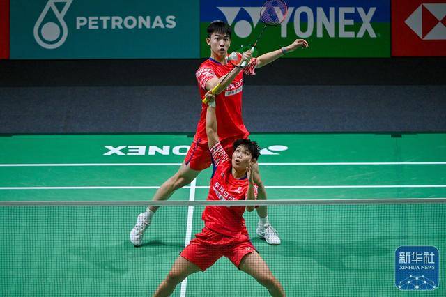 羽毛球丨马来西亚公开赛:冯彦哲/黄东萍晋级混双决赛