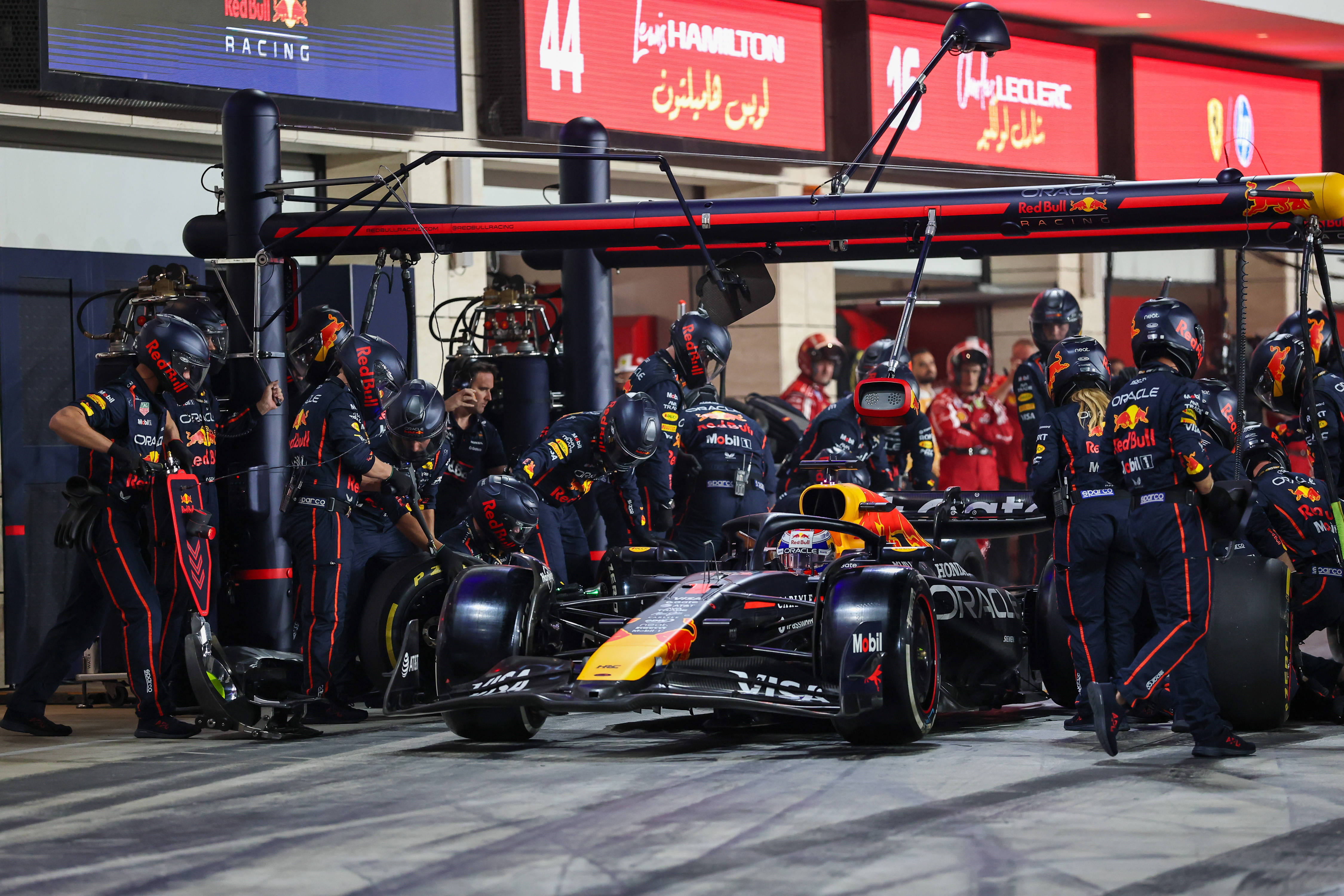 （体育）赛车——F1卡塔尔大奖赛：维斯塔潘夺冠