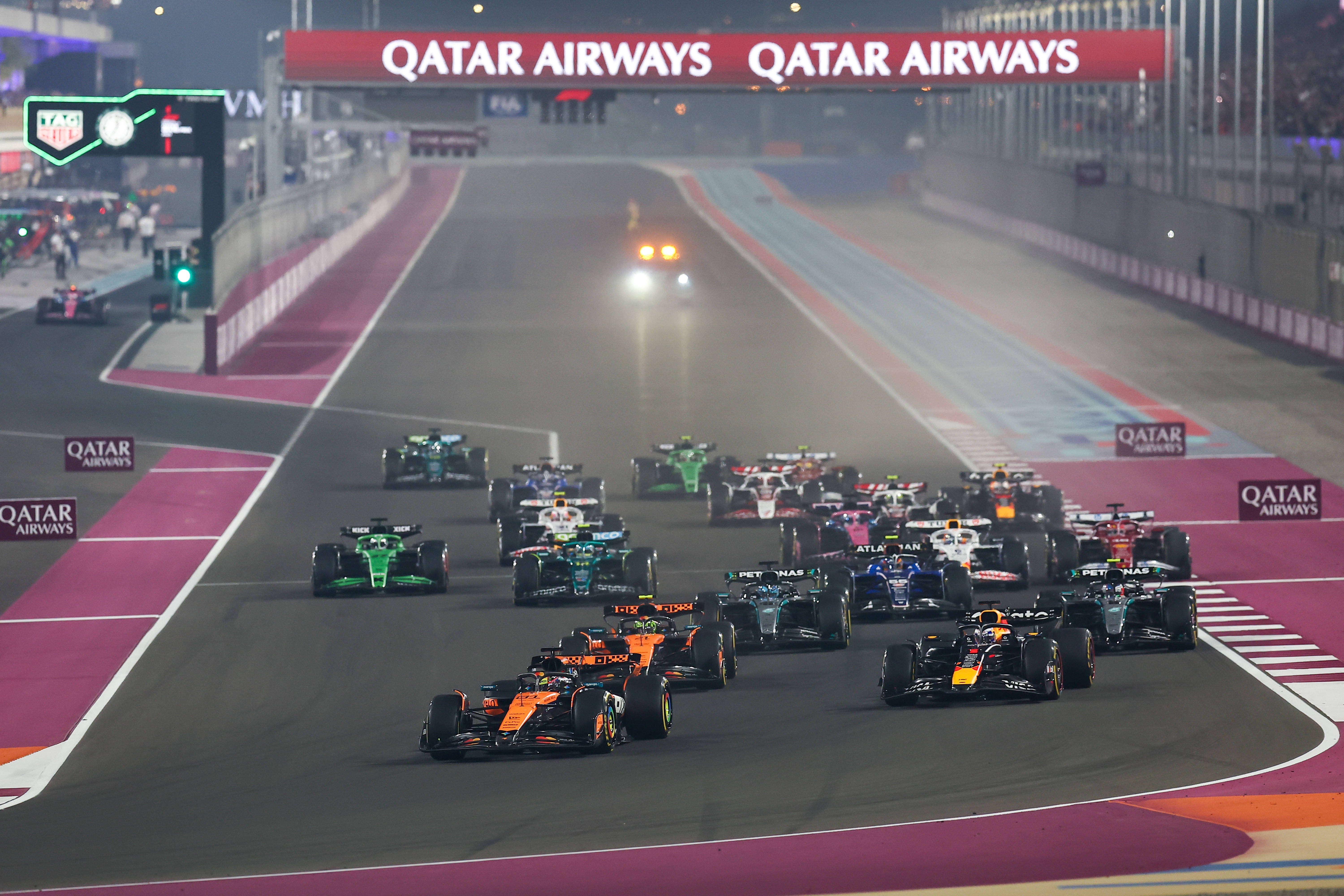 （体育）赛车——F1卡塔尔大奖赛：维斯塔潘夺冠